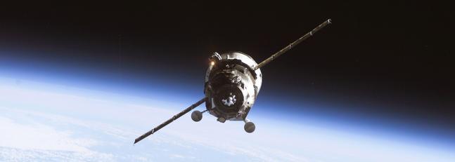 La nave 'Progress M-06M' se acopla con éxicto a la Estación Espacial Internacional