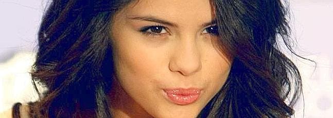 Selena Gomez dedica su nuevo single a sus fans, familiares y amigos a través de Facebook