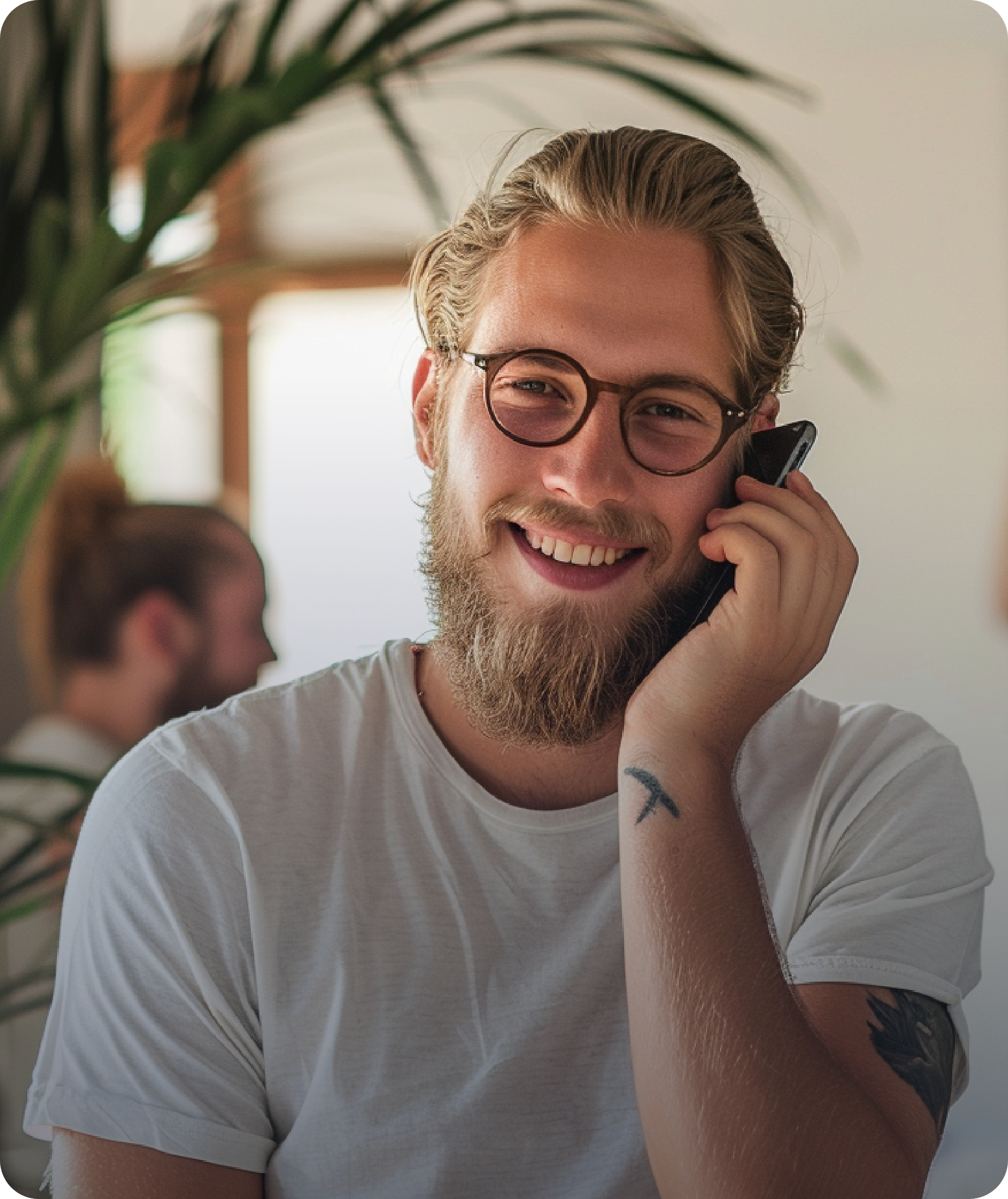 eva llamando en el tren